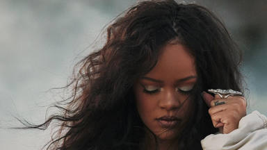 Rihanna está de vuelta con 'Lift Me Up': es una canción que tiene dedicatoria sorpresa y que es "De película"