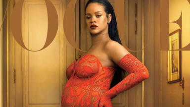 Rihanna es homenajeada por la MET Gala en su ausencia con una impresionante figura de mármol
