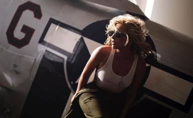 Lady Gaga deleita al mundo con el videoclip de 'Hold My Hand', antesala del estreno de 'Top gun: Maverick'