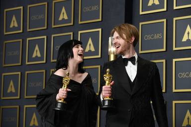 Billie Eilish y Finneas se llevan el Oscar a Mejor Canción Original: descubre la lista completa de ganadores