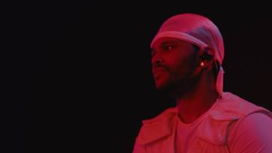 The Weeknd en una imagen del vídeo que acompaña a 'Popular', uno de los temazos de 'The Idol'