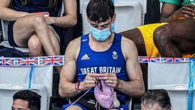 Lo que se esconde detrás de la foto viral de Tom Daley en los Juegos Olímpicos