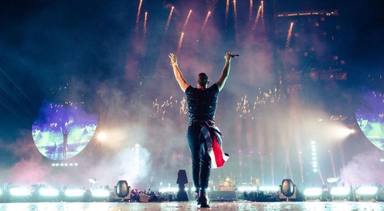 El emotivo gesto por el que Chris Martin tuvo que parar el último concierto de Coldplay: "Quiero pedirles una"