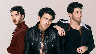 Los Jonas Brothers están de estreno, así suena 'Do It Like That': lo nuevo de los hermanos con el grupo TXT
