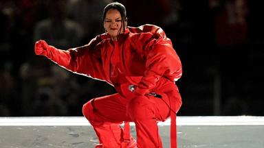 Rihanna y el espectáculo del medio tiempo de la Super Bowl con el que ha conquistado al mundo